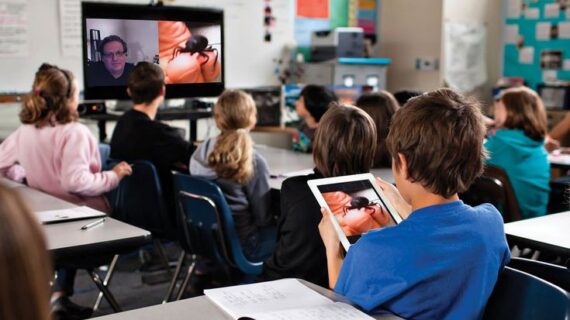 Solusi Cerdas untuk Pelajar di Tengah Fenomena Kecanduan Smartphone