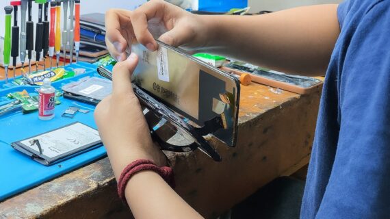 Layanan Ganti LCD HP Bergaransi di Kebumen