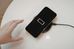 Baterai HP Cepat Habis Padahal Baru? Bisa Jadi Ini Penyebabnya