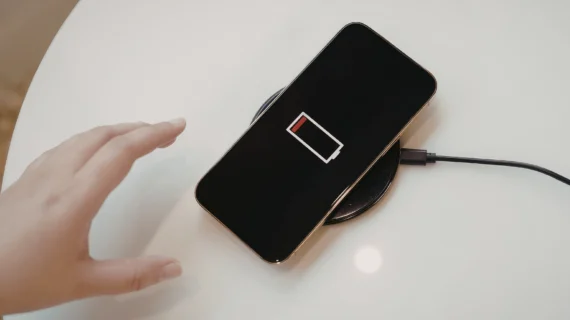 Baterai HP Cepat Habis Padahal Baru? Bisa Jadi Ini Penyebabnya