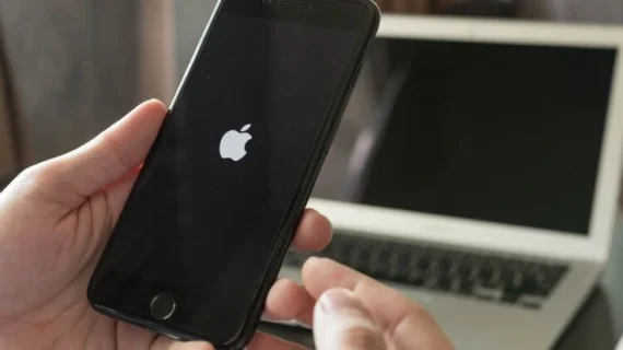 Ciri-Ciri HP Harus Segera di Service