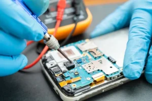 Service HP vs Beli Baru, Mana yang Lebih Untung? Ini Perhitungannya