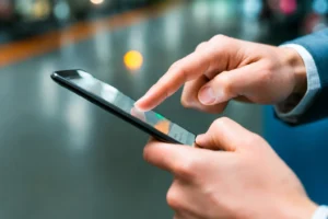 Kenapa Layar HP Tidak Bisa Disentuh? Ini Penyebab dan Cara Mengatasinya